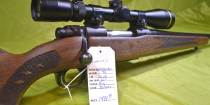 Winchester Model 70 30.06 very clean Leupold